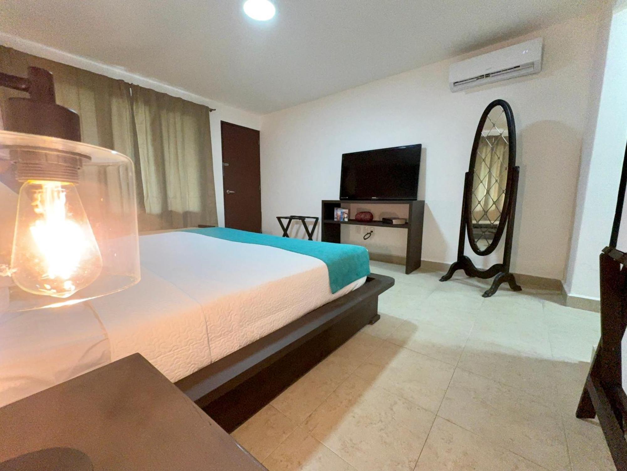 Aria Quinta Avenida & Rooftop Hotel Playa del Carmen